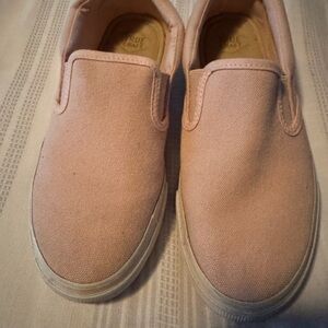 True Craft Women’s Light Pink Slip-On Sneakers